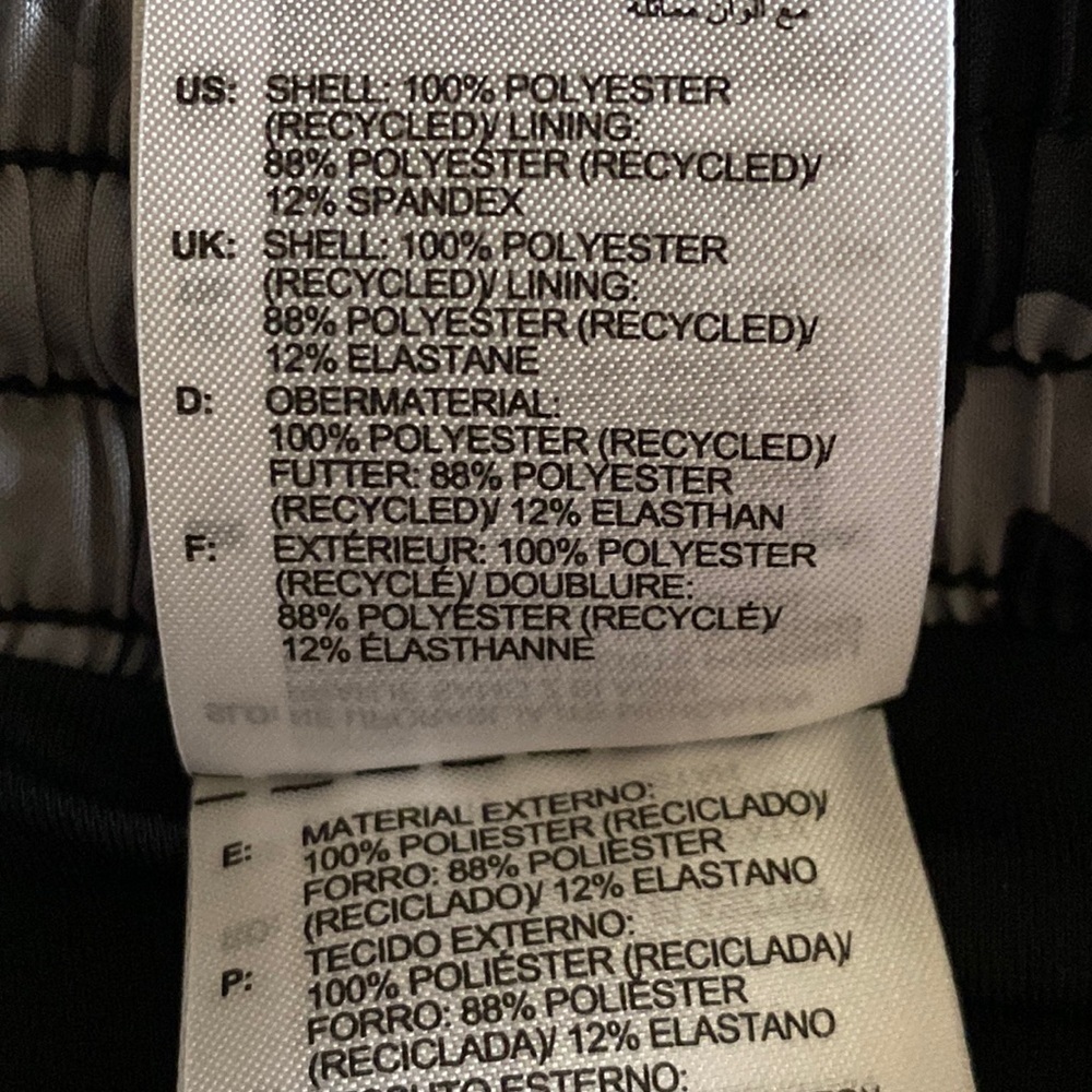 Women's adidas High-Waisted Graphic Shorts Size S - Picture 10 of 10